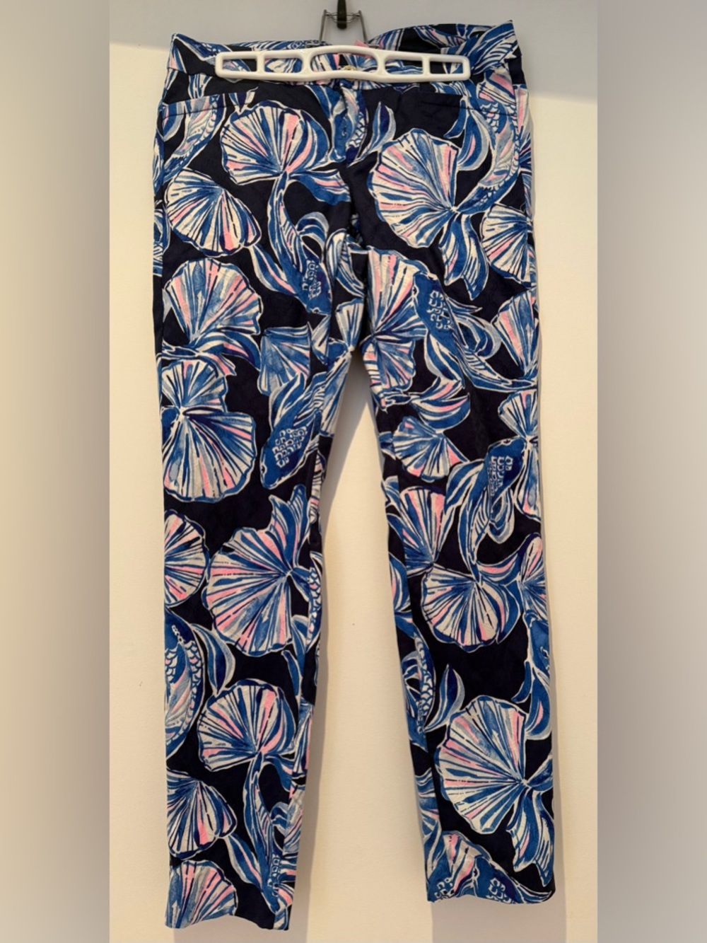 Lilly Pulitzer Blue and Pink Tropical Print Pants
